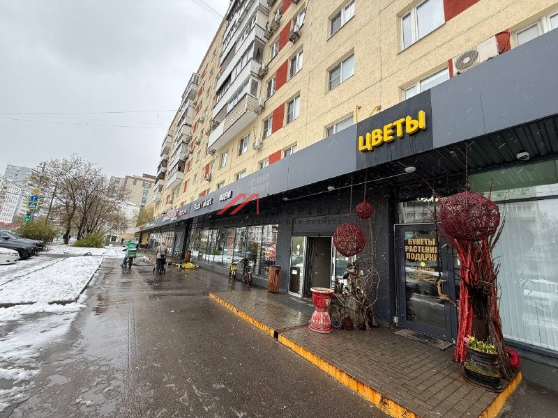 Продажа помещения с арендаторами у метро Проспект Мира