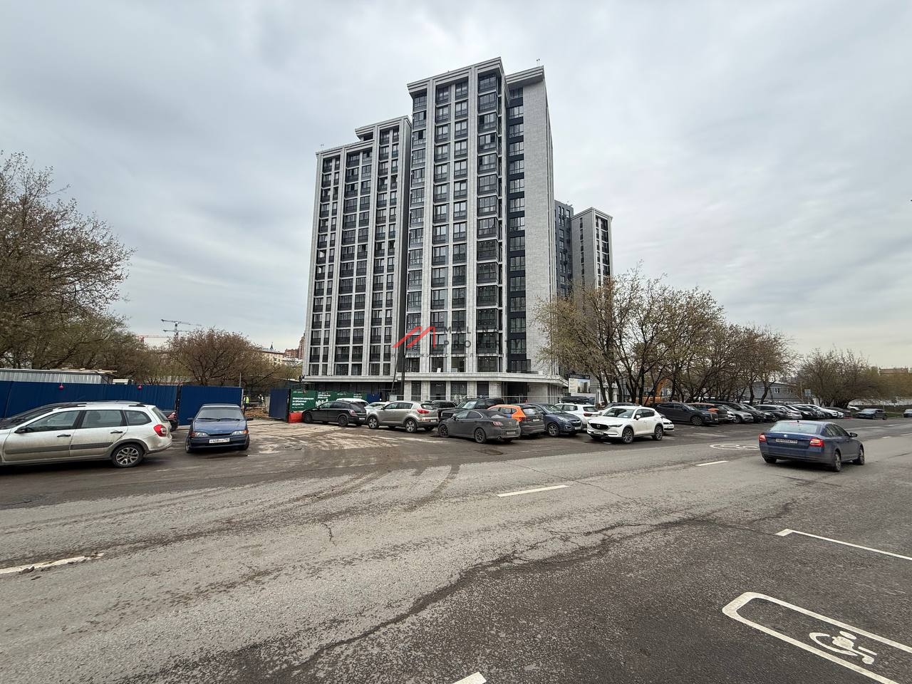 Аренда торгового помещения в ЖК "Дом на Зорге" 