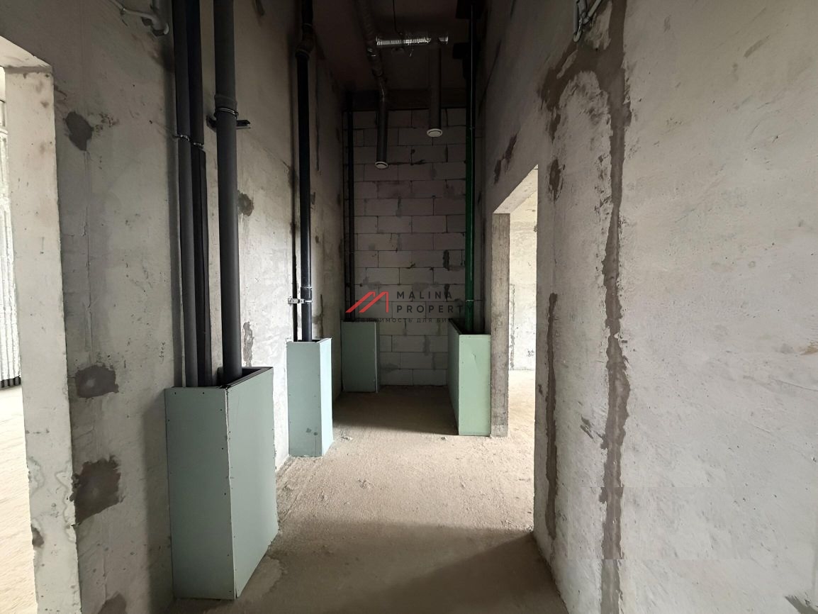 Продажа торгового помещения в ЖК "Зелёный парк" 