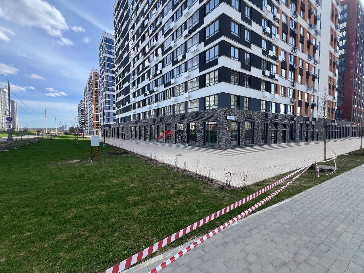 Аренда торгового помещения в ЖК "Деснаречье" 