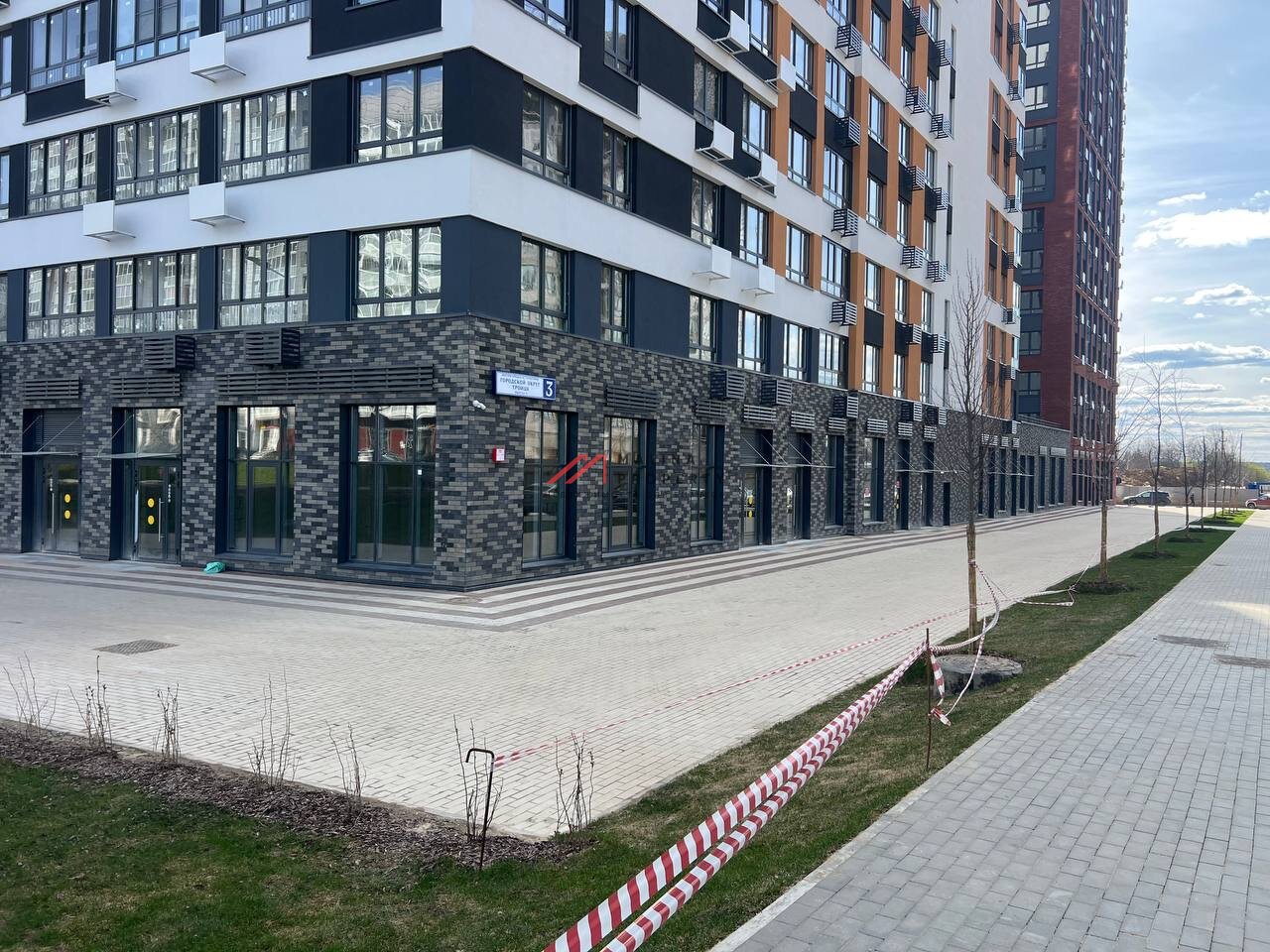 Аренда торгового помещения в ЖК "Деснаречье" 