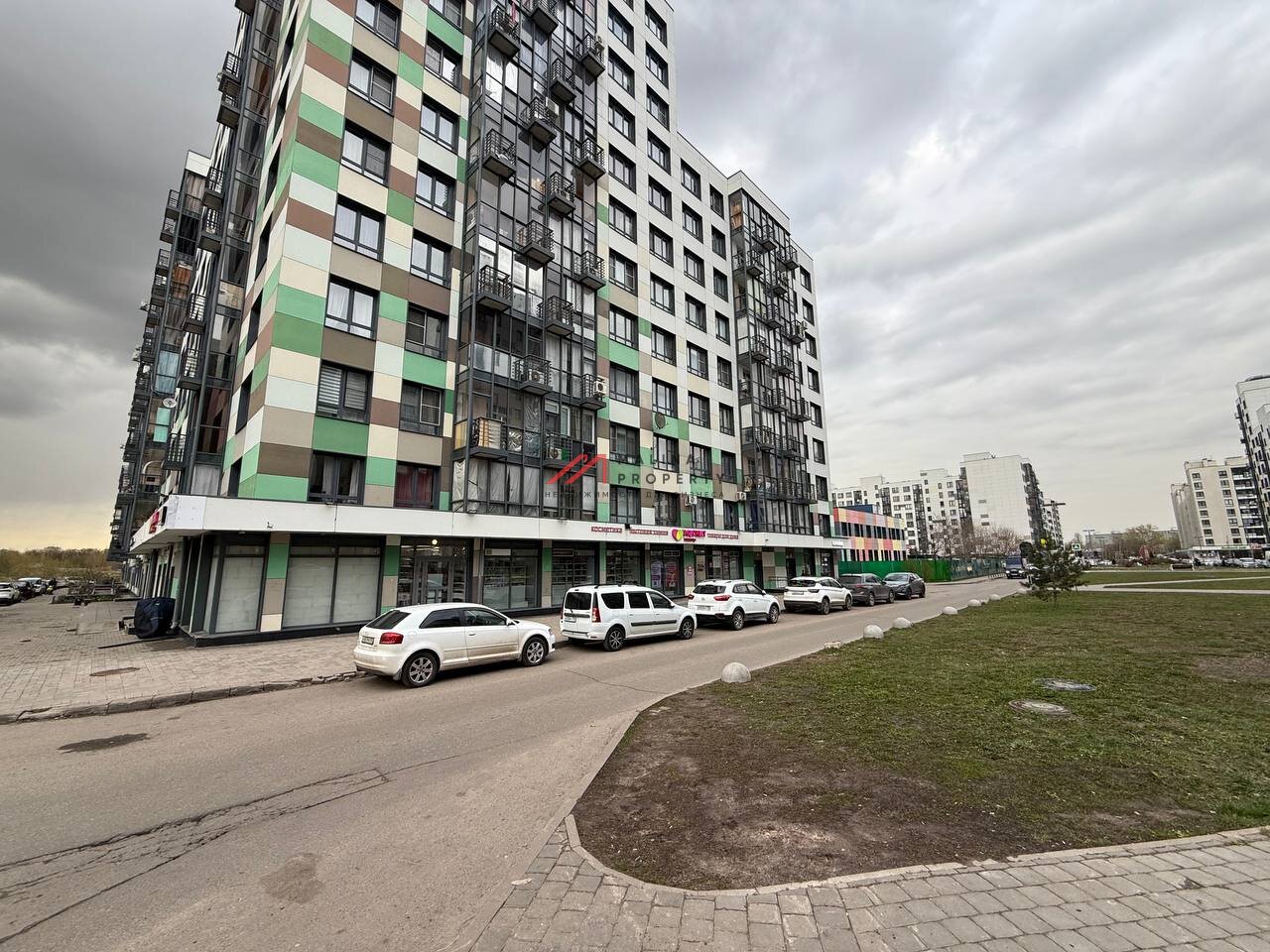 Продажа торгового помещения с арендатором Магнит косметик
