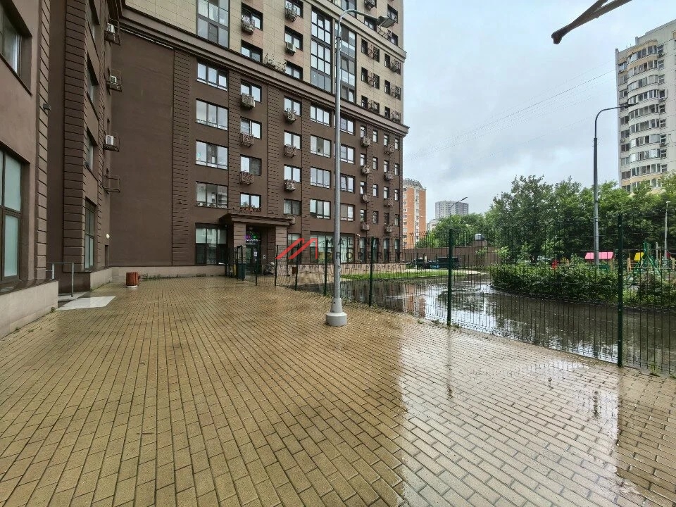 Продажа торгового помещения в ЖК "Дуэт" 