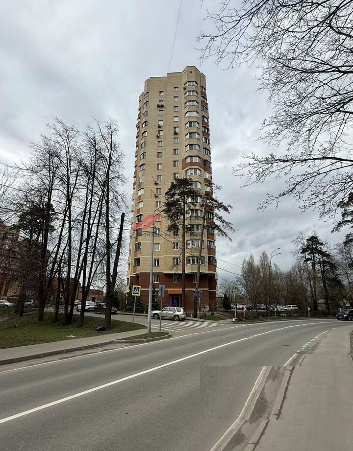 Продажа помещения с арендатором Дикси 