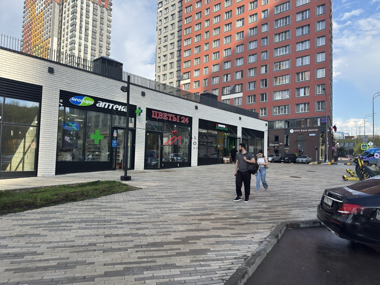 Продажа торгового помещения в ЖК "Спутник"