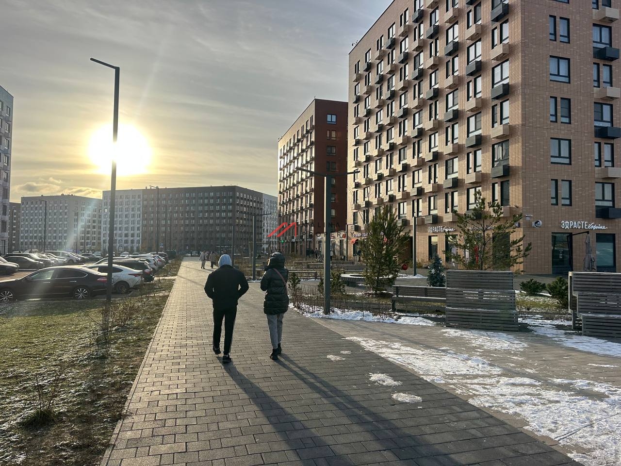 Аренда помещения с арендатором в ЖК "Ильинские Луга" 
