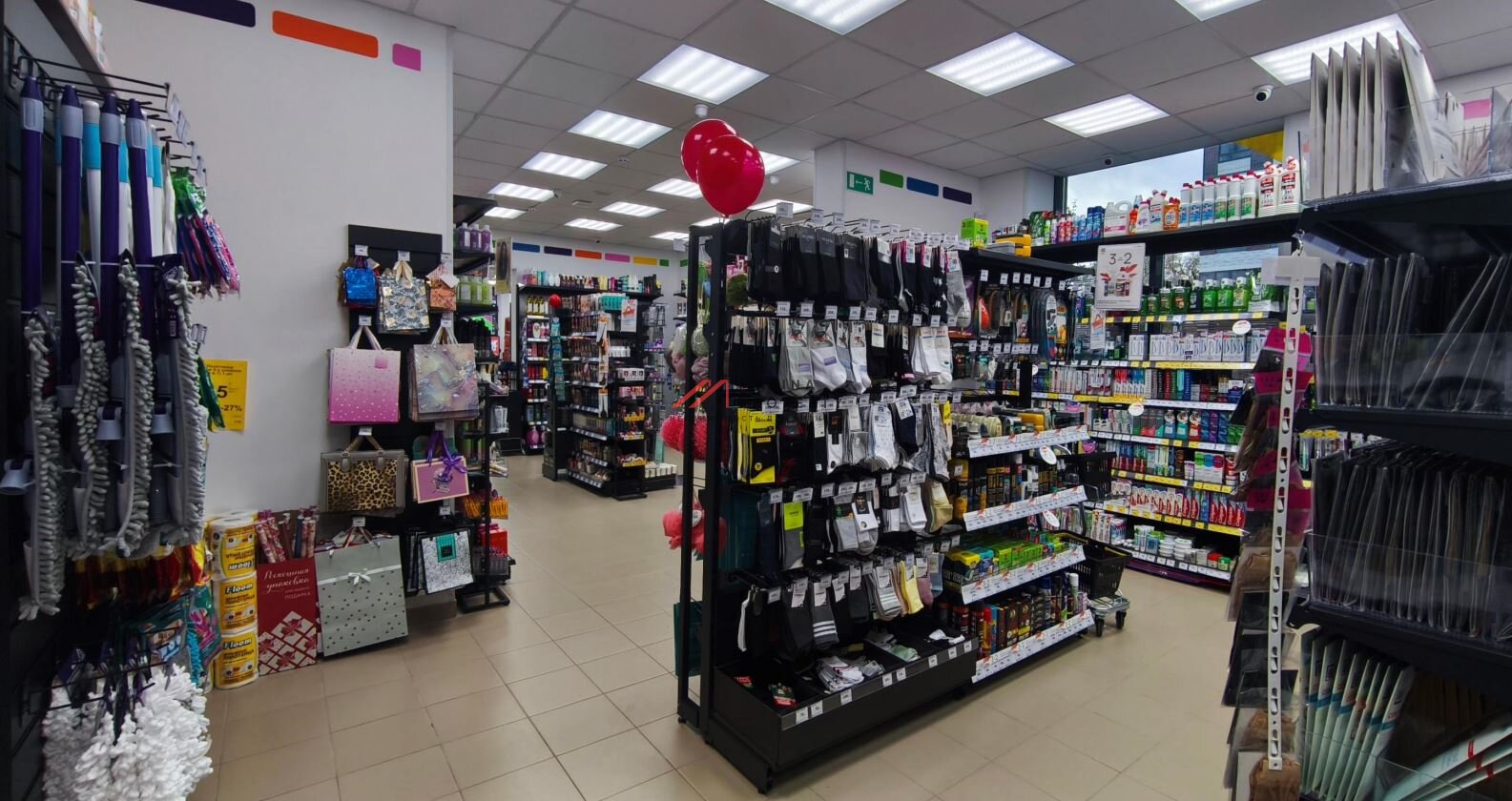Продажа помещения с магазином "Улыбка Радуги" в ЖК "Кузьминский Лес" 