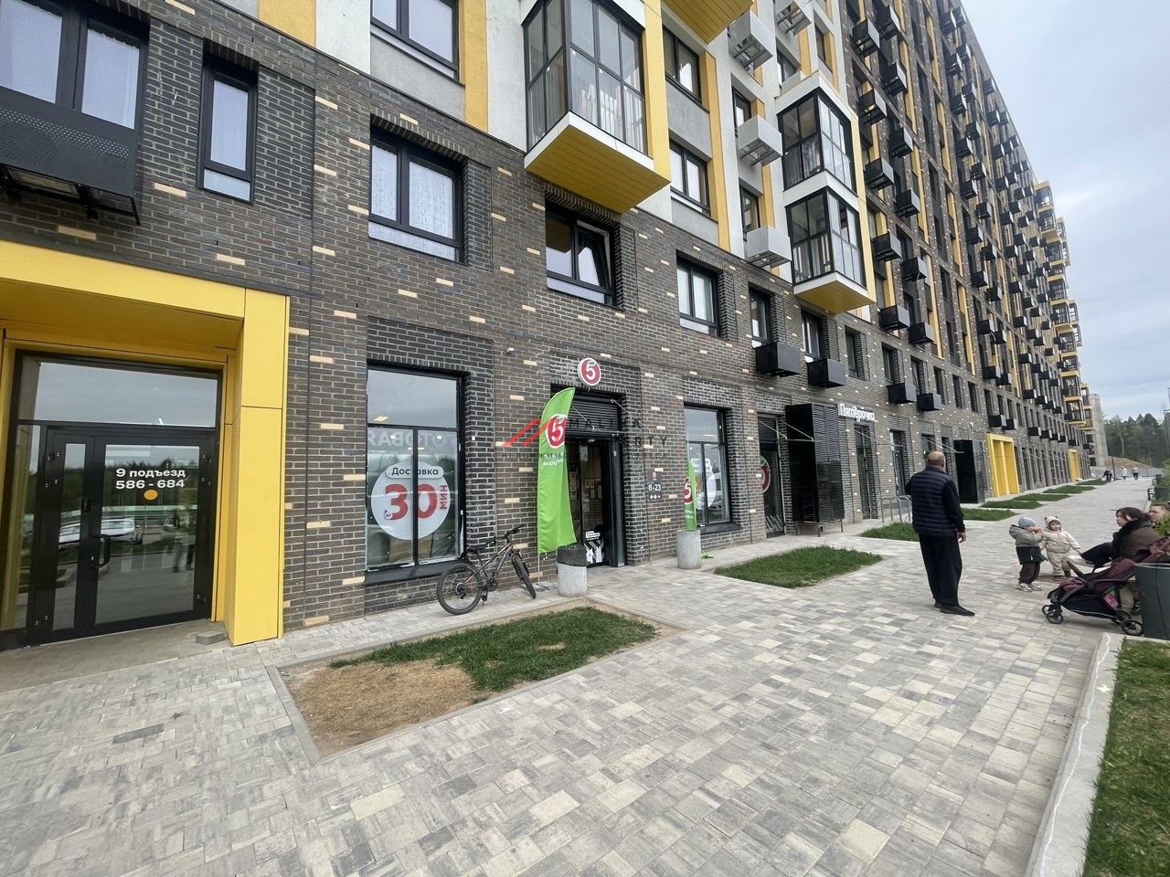 Продажа торгового помещения с арендатором "Пятёрочка" 