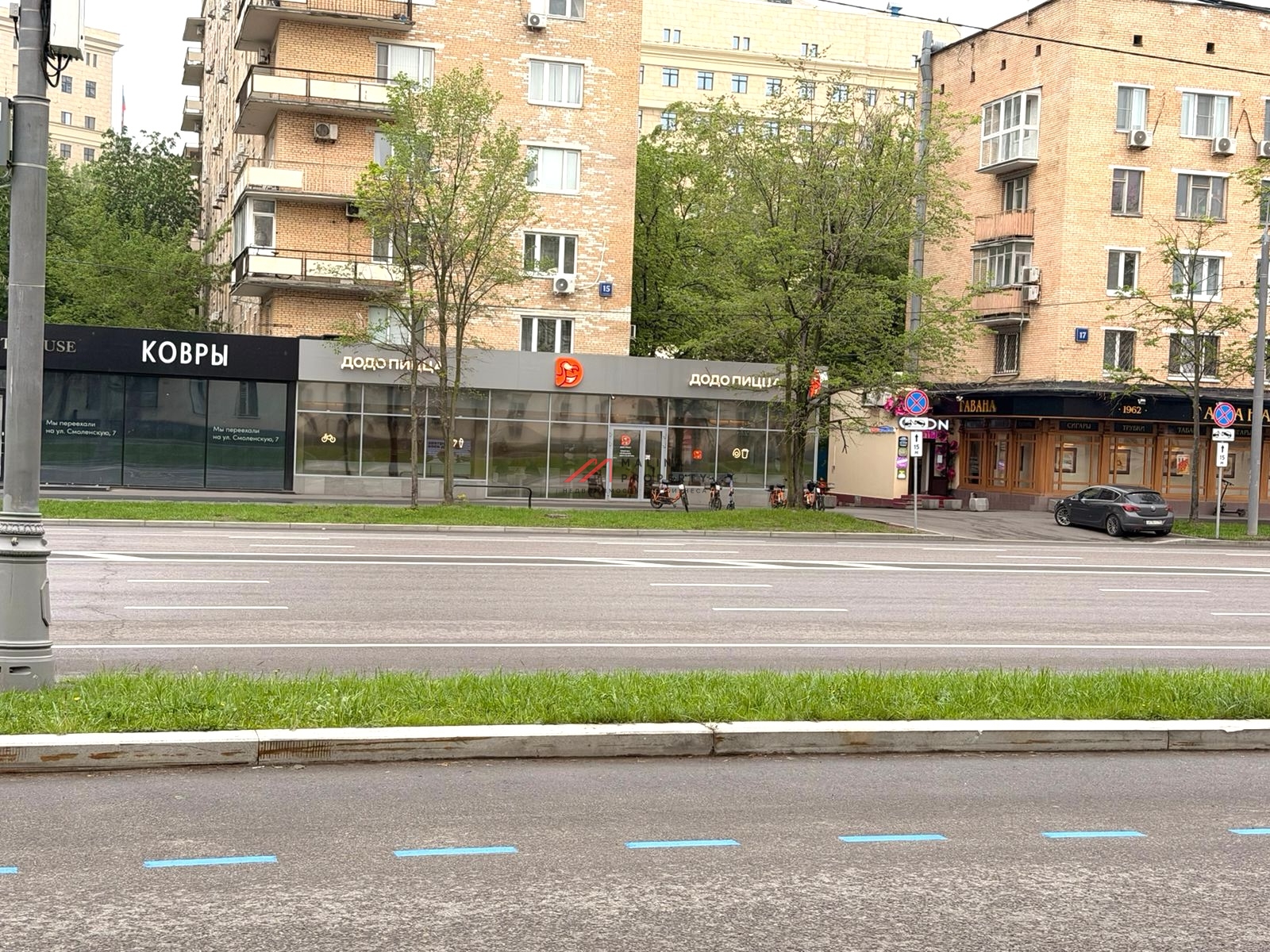 Продажа торгового помещения с сетевыми арендаторами 