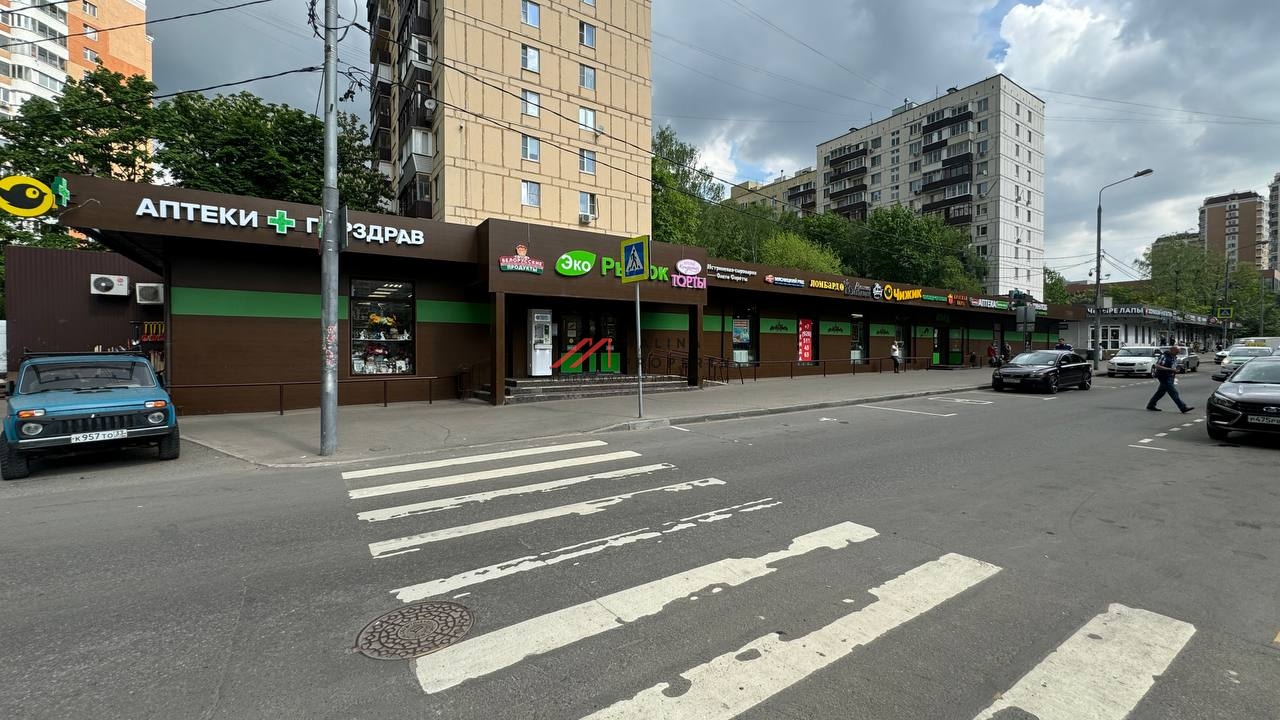 Продажа торгового помещения с арендаторами 