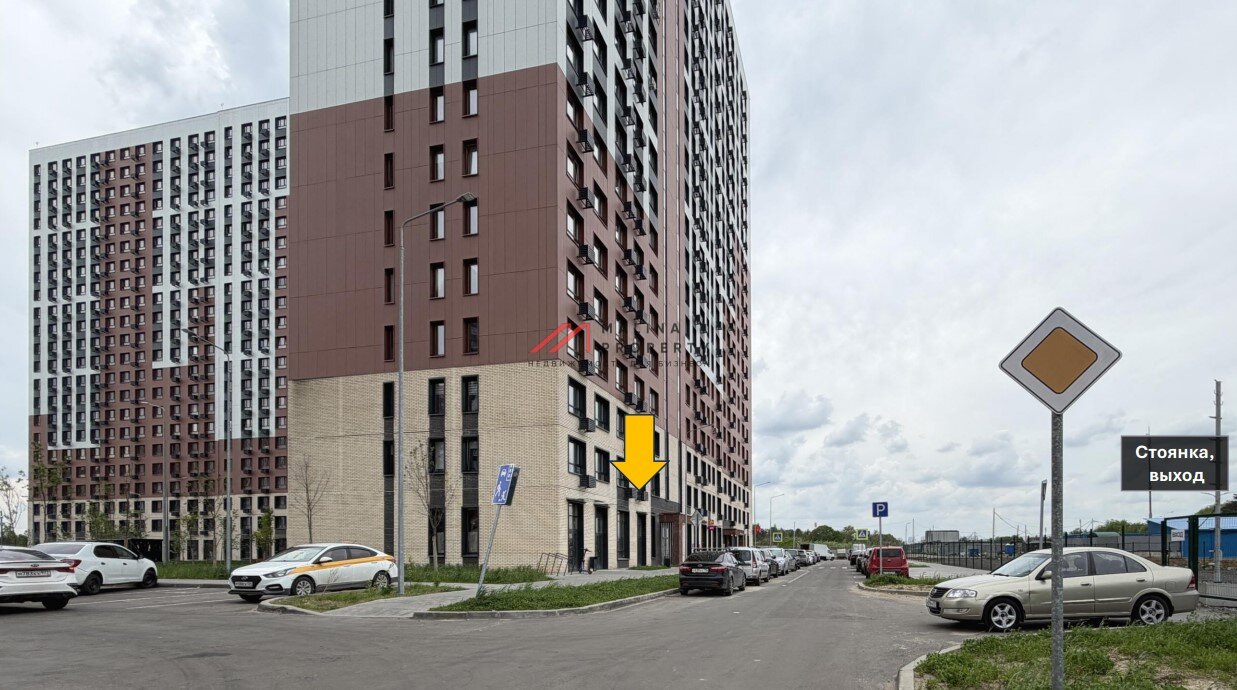 Продажа нежилого помещения в новостройке