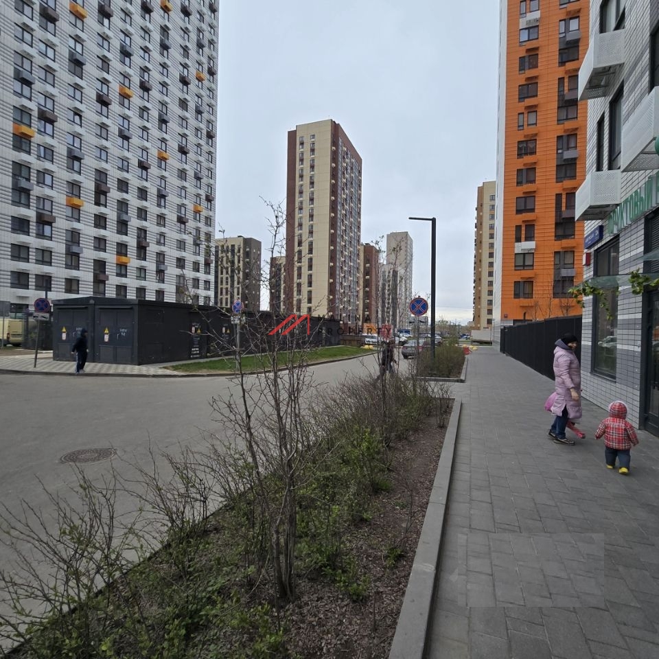 Продажа помещения с арендатором в ЖК "Амурский парк" 