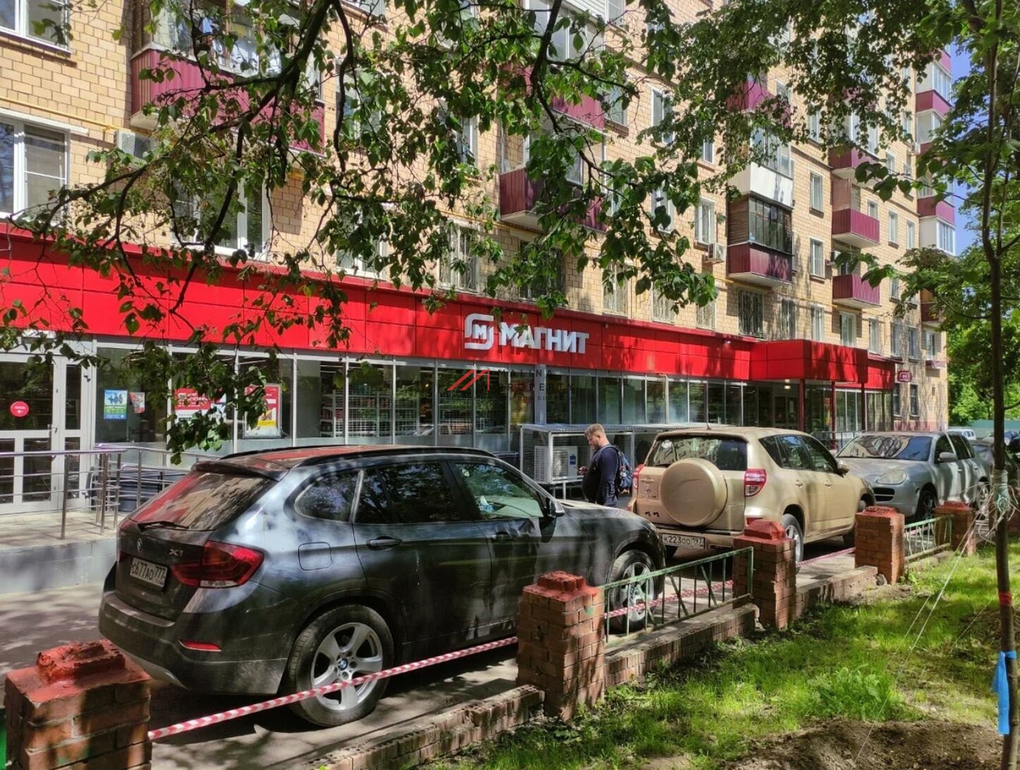 Продажа торгового помещения с арендаторами у м. Яхромская