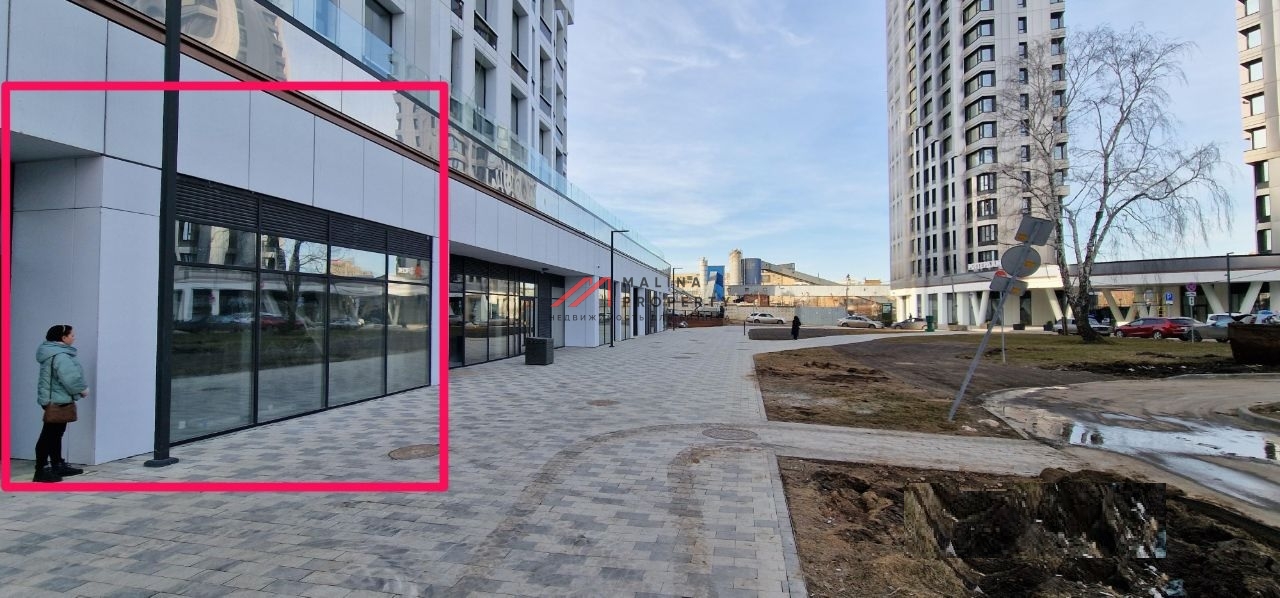 Продажа торгового помещения в ЖК "Роттердам" 