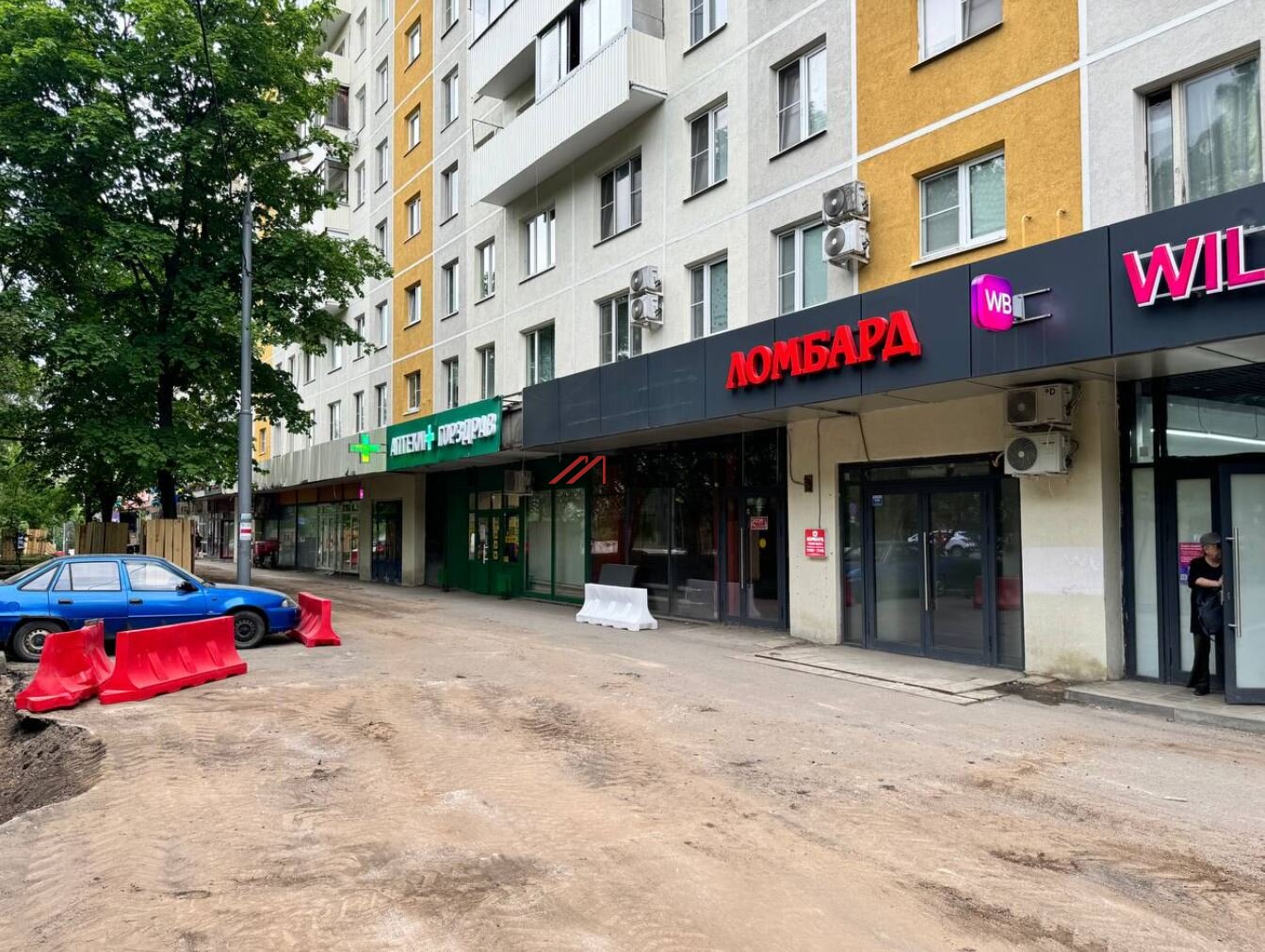 Аренда торгового помещения в плотном спальнике 