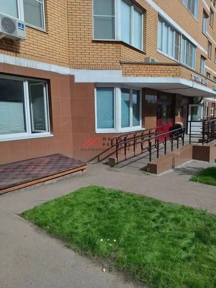 Продажа помещения с арендатором в ЖК "Зелёные аллеи" 