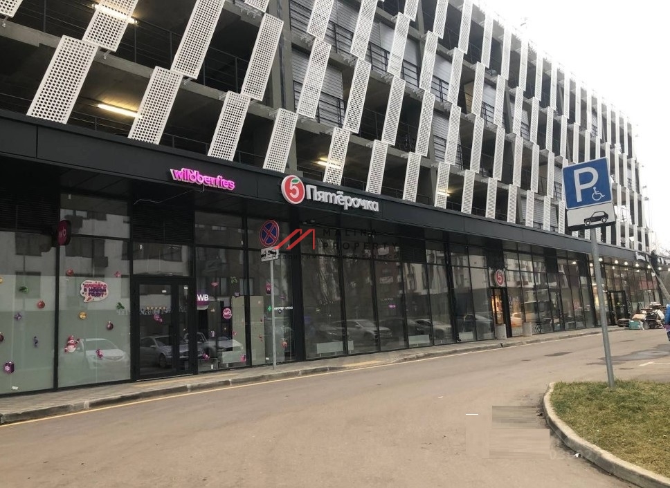 Продажа торгового помещения с супермаркетом Пятерочка
