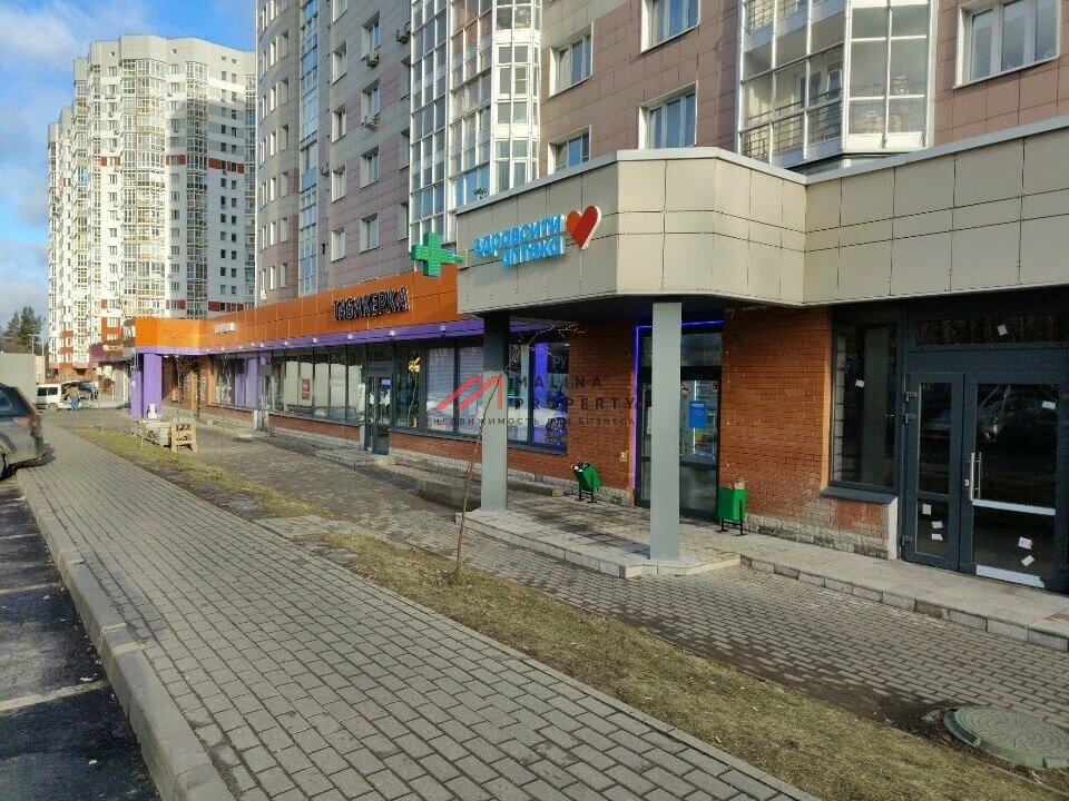 Аренда торгового помещения  рядом с Дикси 