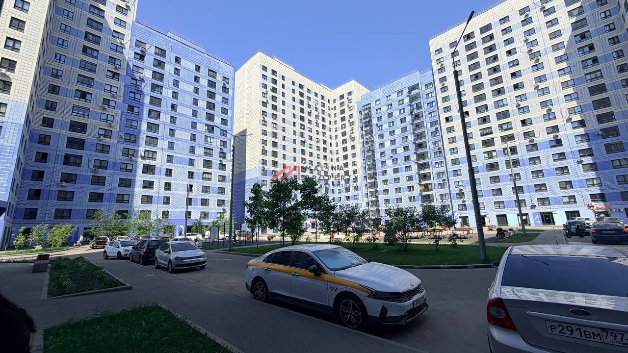 Продажа помещения с арендаторами 