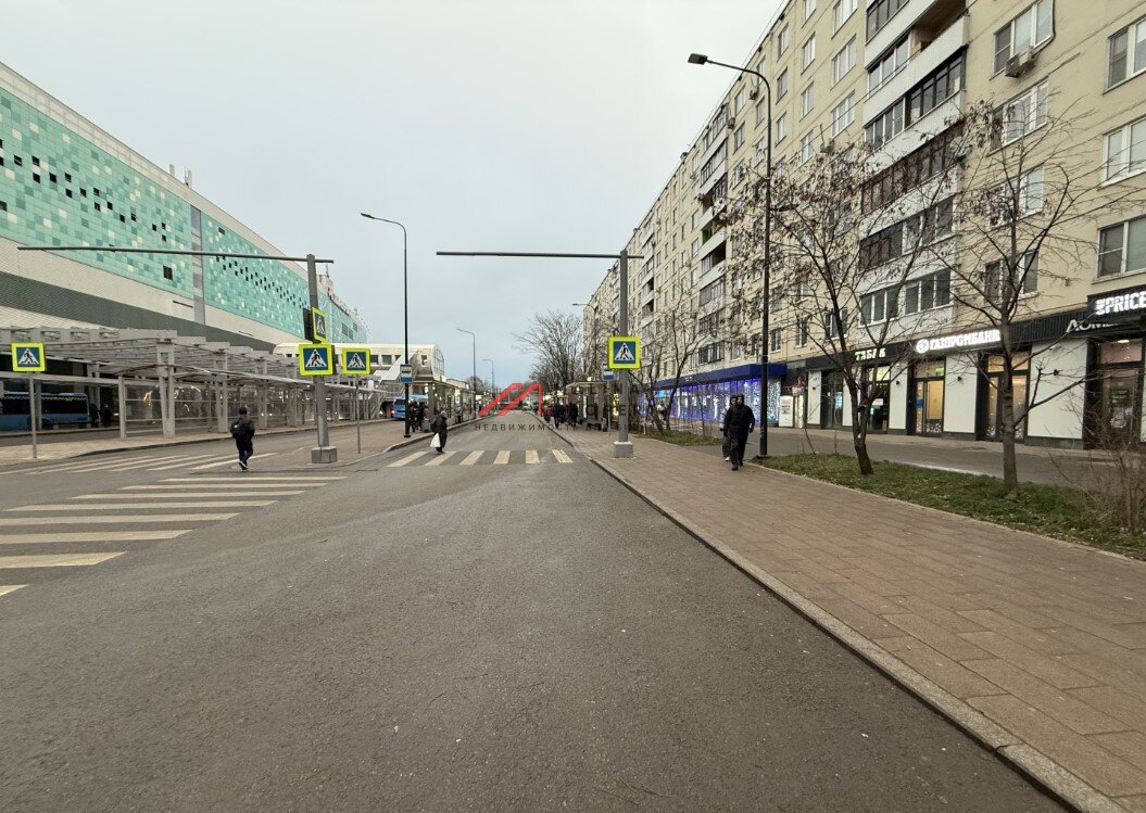 Продажа помещения с арендатором банк у метро Планерная 