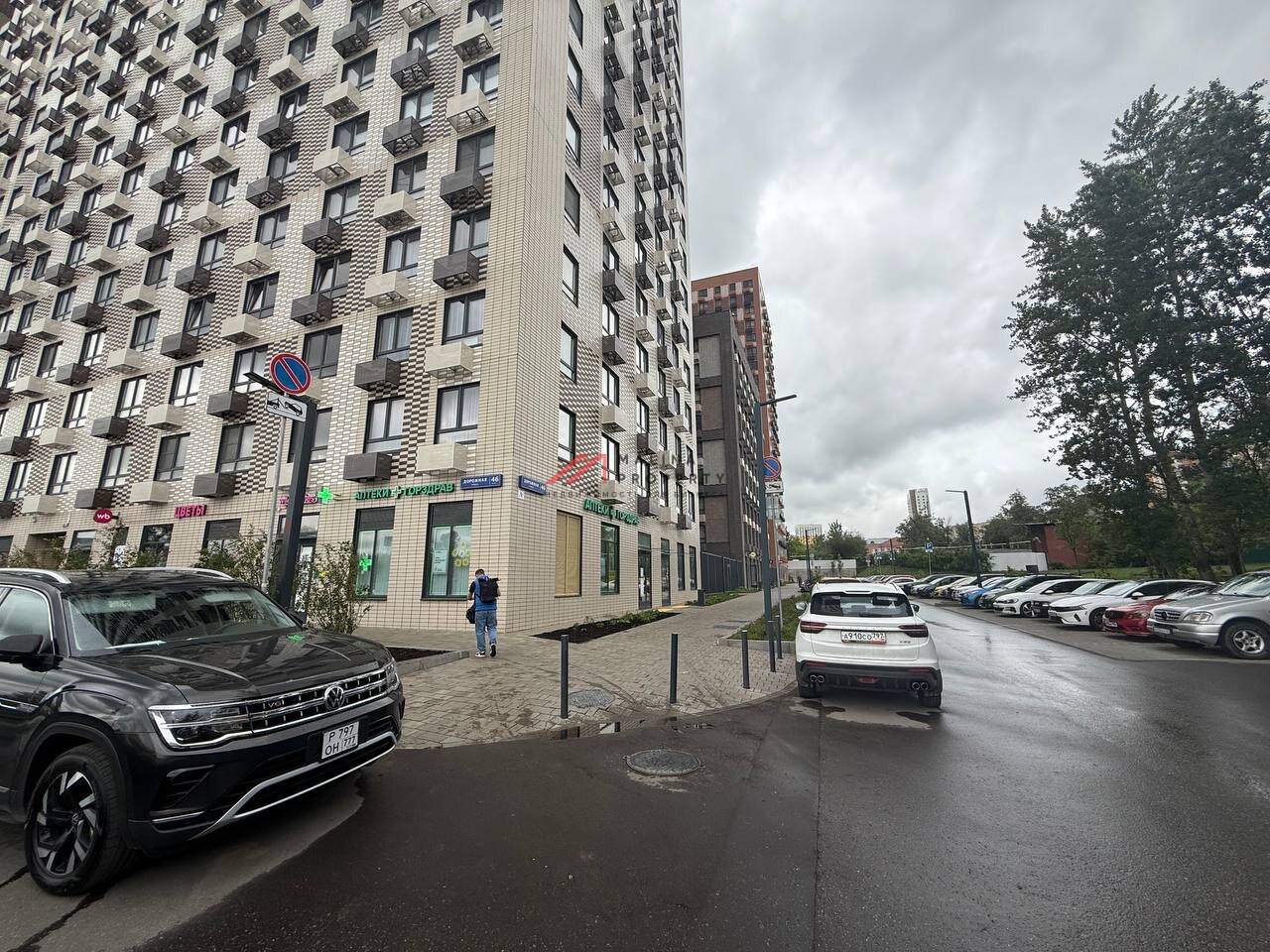 Продажа нежилого помещения в ЖК "Ютаново"
