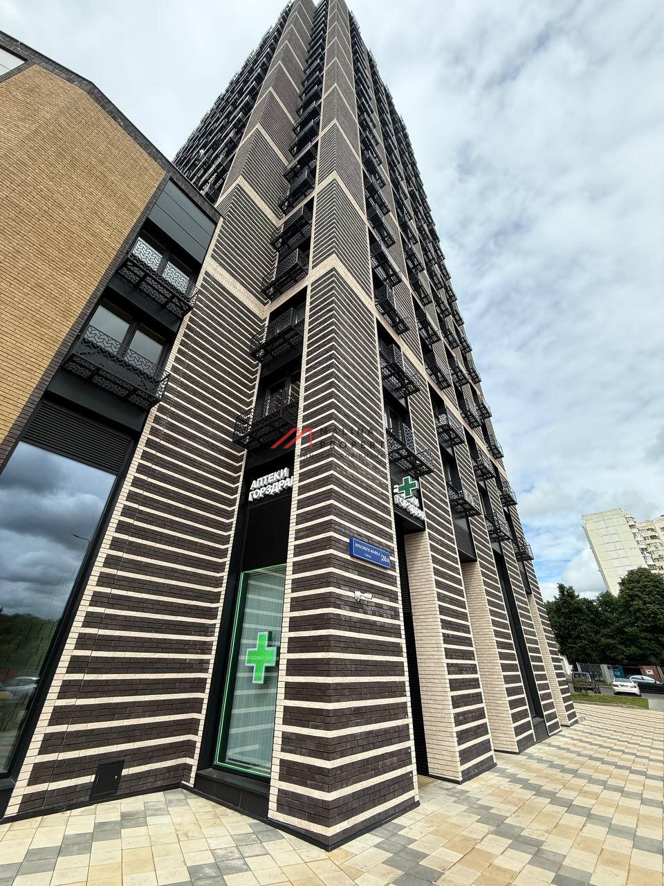 Продажа помещения с аптекой "Горздрав" в ЖК "Parkside"
