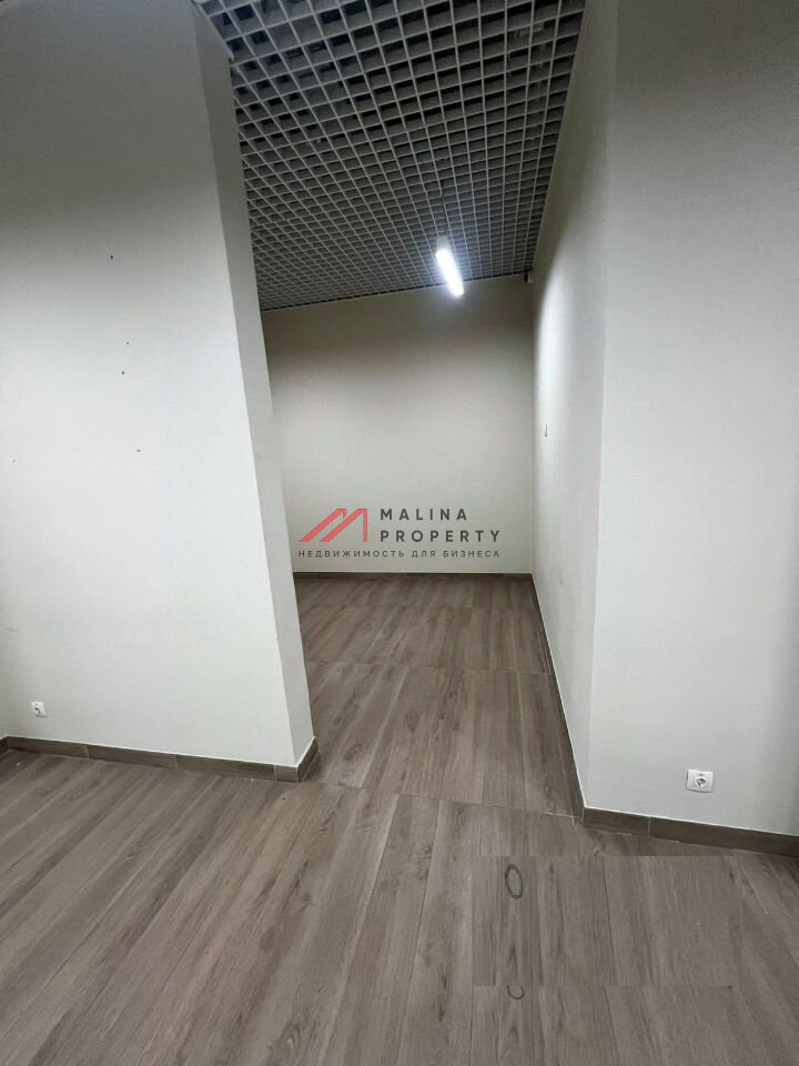 Аренда торгового помещения в новом доме 