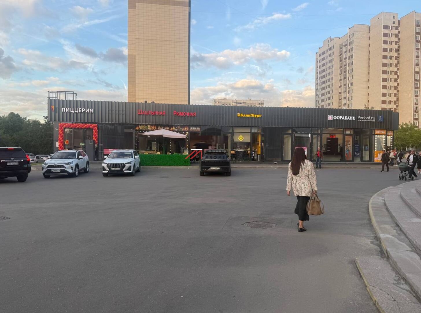 Продажа торгового помещения с банком у метро Орехово 