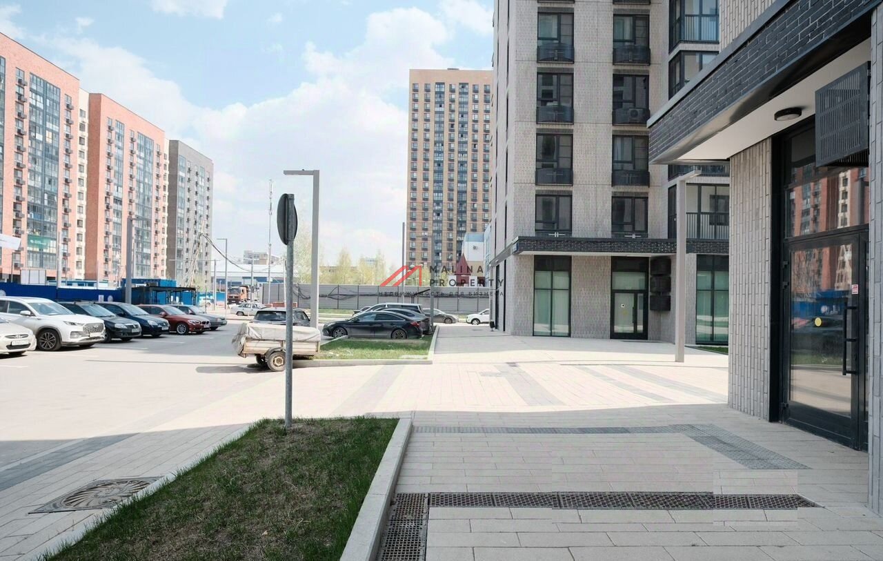 Продажа торгового помещения в новом доме