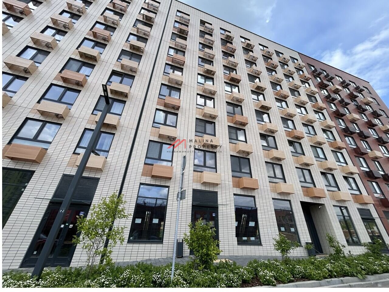 Продажа торгового помещения в ЖК "Середневский Лес" 