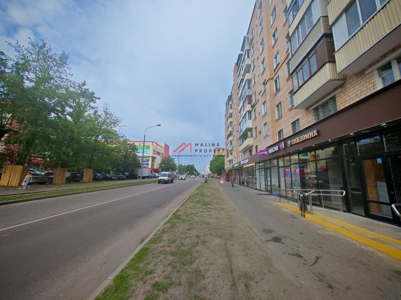 Продажа помещения с магазином Винлаб на Лобненской улице