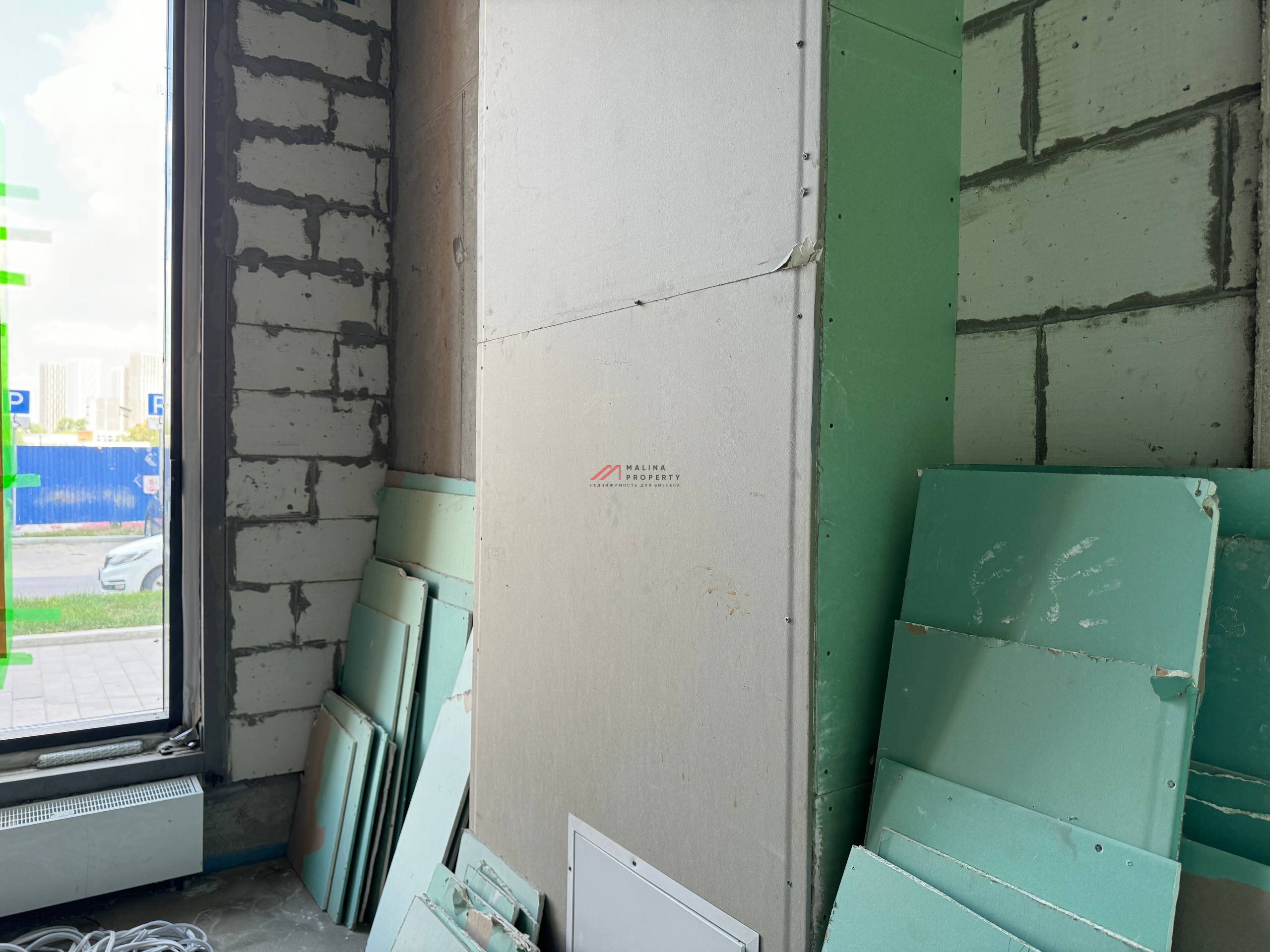Продажа торгового помещения на Амурской