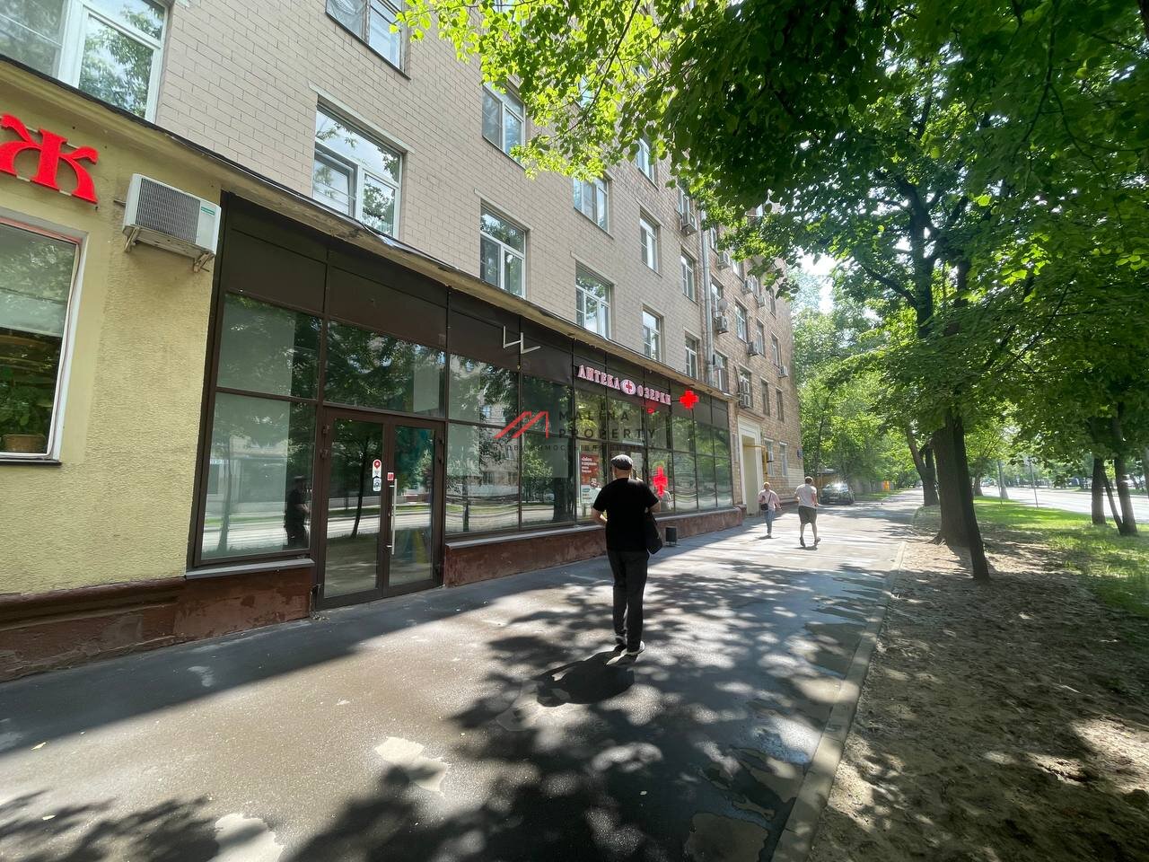 Продажа торгового помещения с арендаторами