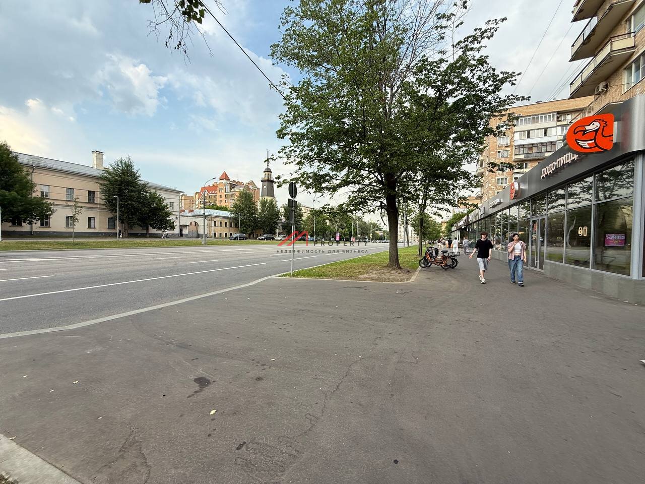 Продажа торгового помещения с сетевыми арендаторами 