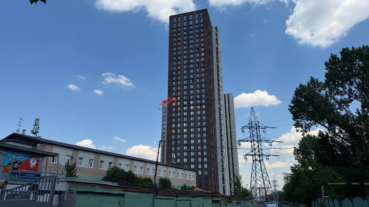 Продажа помещения в ЖК "Тwelve" c арендатором "Строительный магазин"