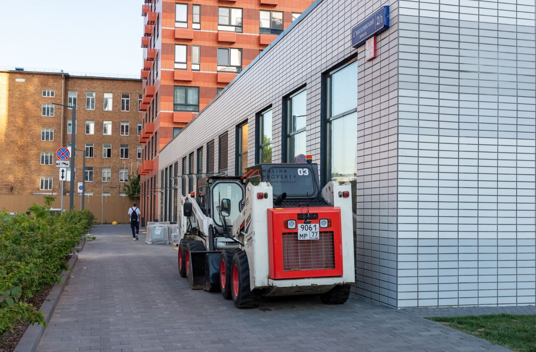 Продажа помещения с магазином Дикси в ЖК "Второй Нагатинский"