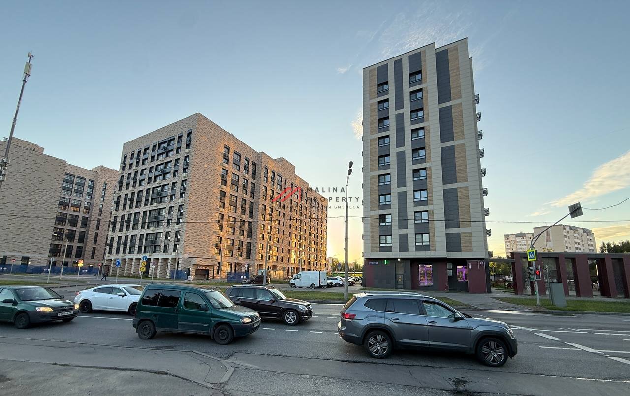 Продажа углового помещения с сетевыми арендаторами