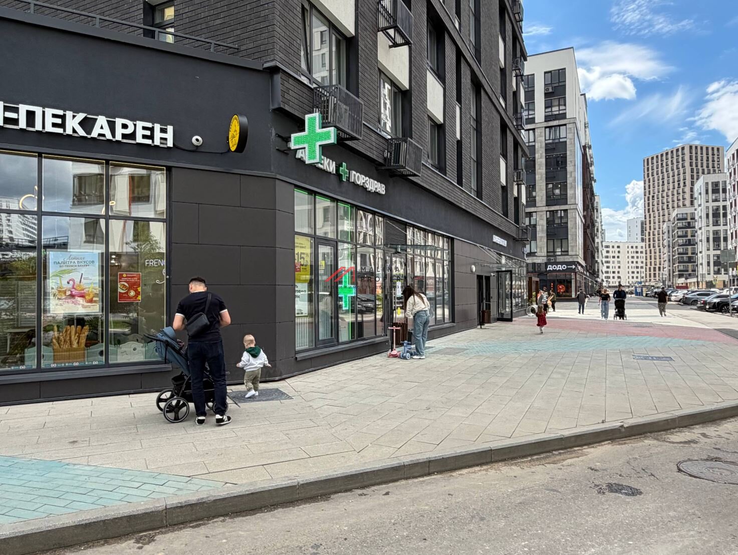 Продажа торгового помещения с аптекой Горздрав