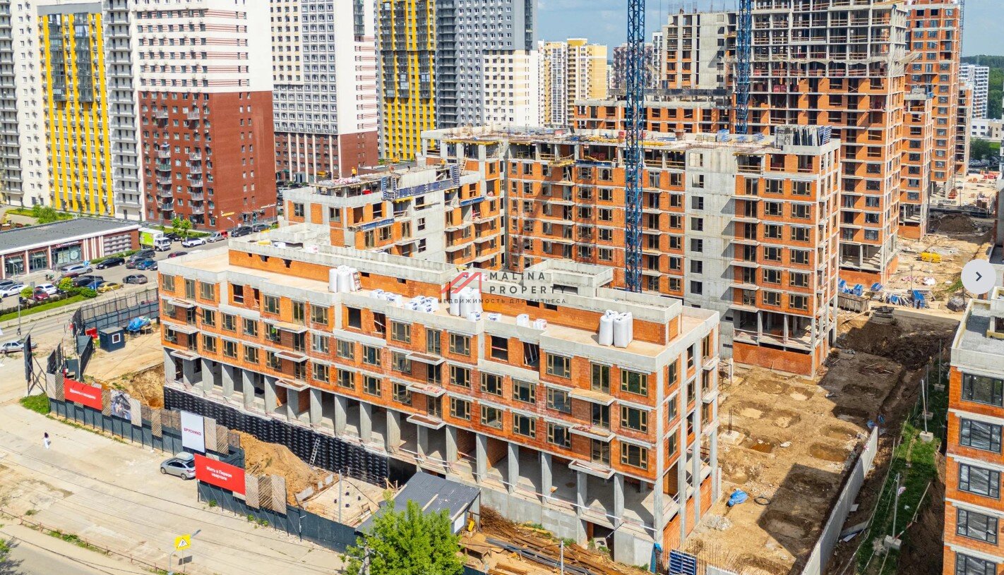 Продажа помещения с Дикси, окупаемость 8 лет.