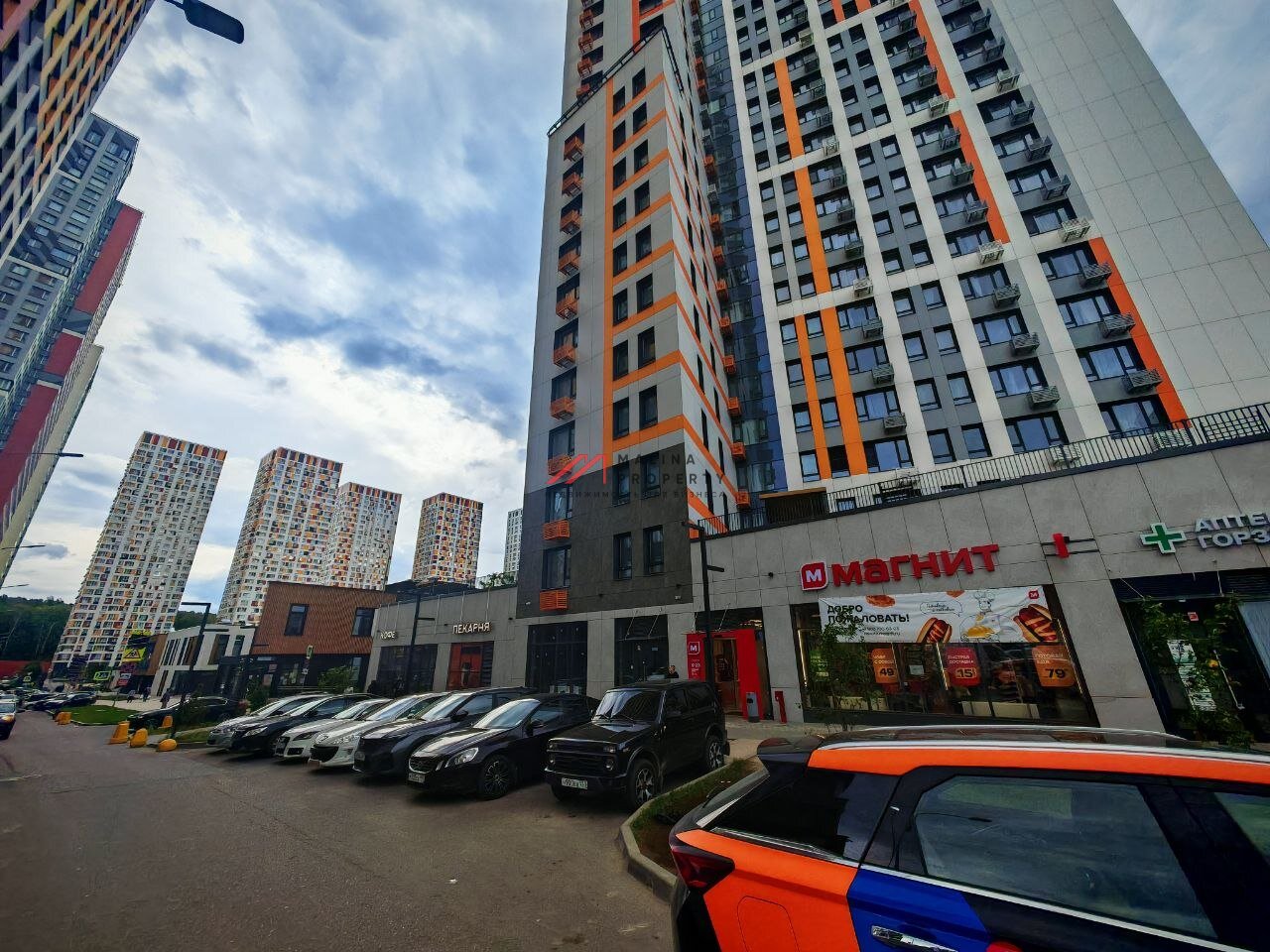 Продажа помещения с арендатором "Магнит" в ЖК Спутник