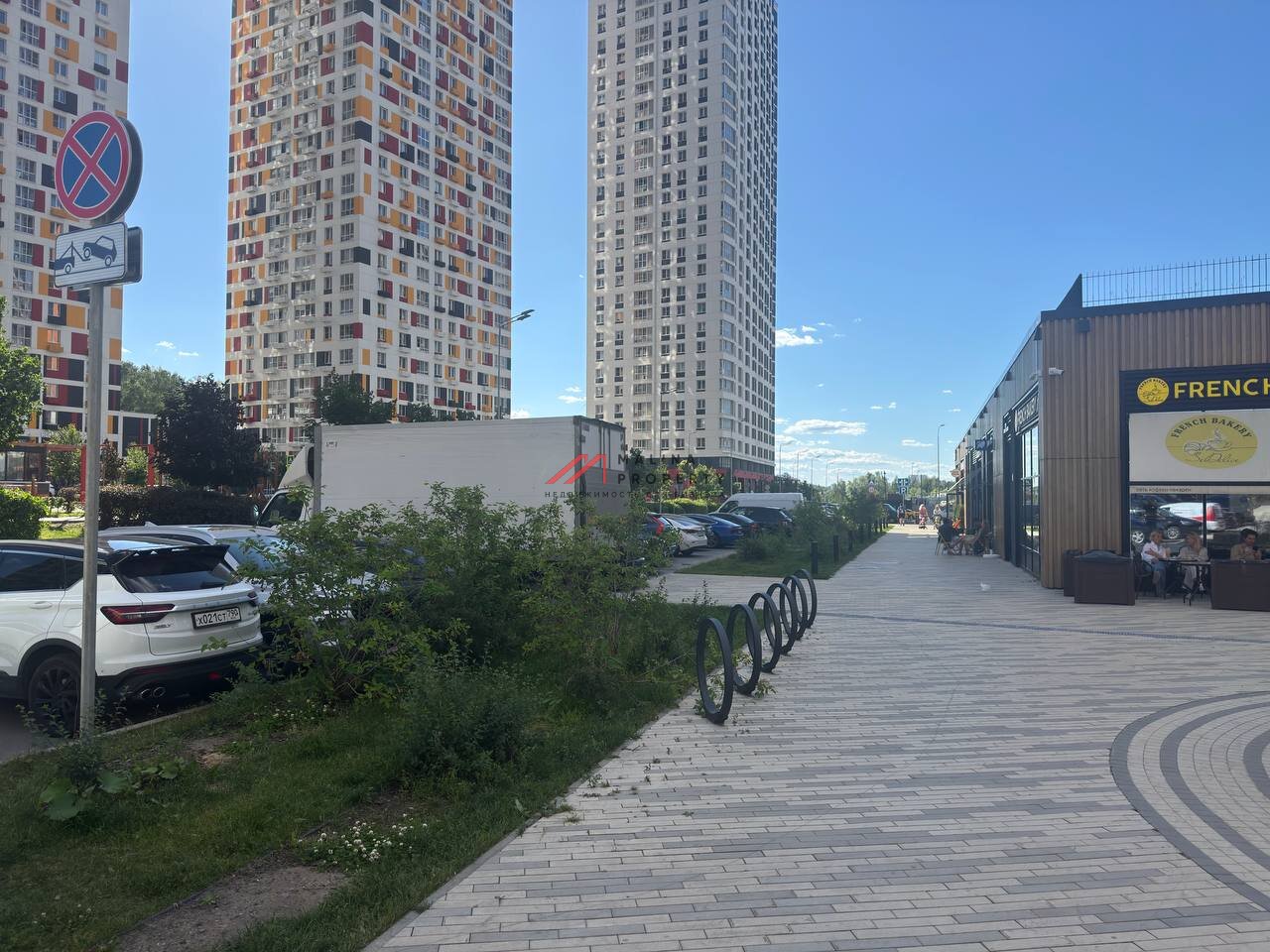 Продажа помещения с арендатором в центре ЖК "Спутник"