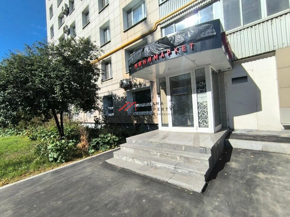 Аренда торгового помещения на Мантулинской улице 