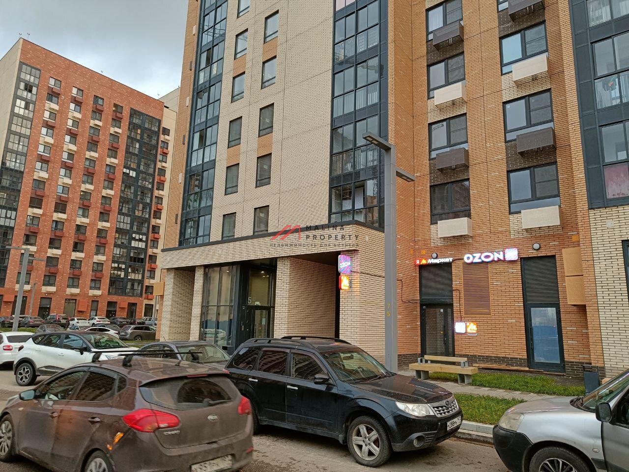 Продажа помещения рядом с метро Локомотив в новом доме