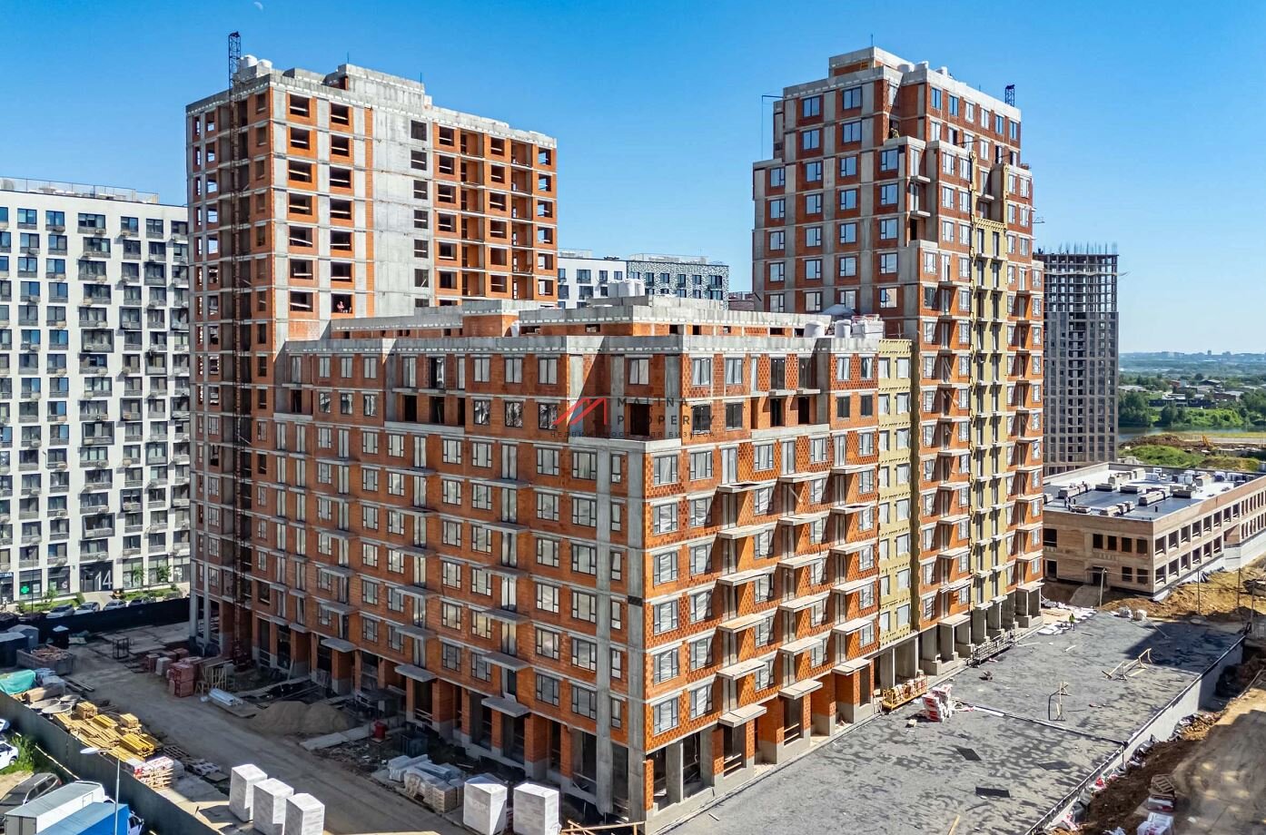 Продажа коммерческого помещения в "Первый квартал"