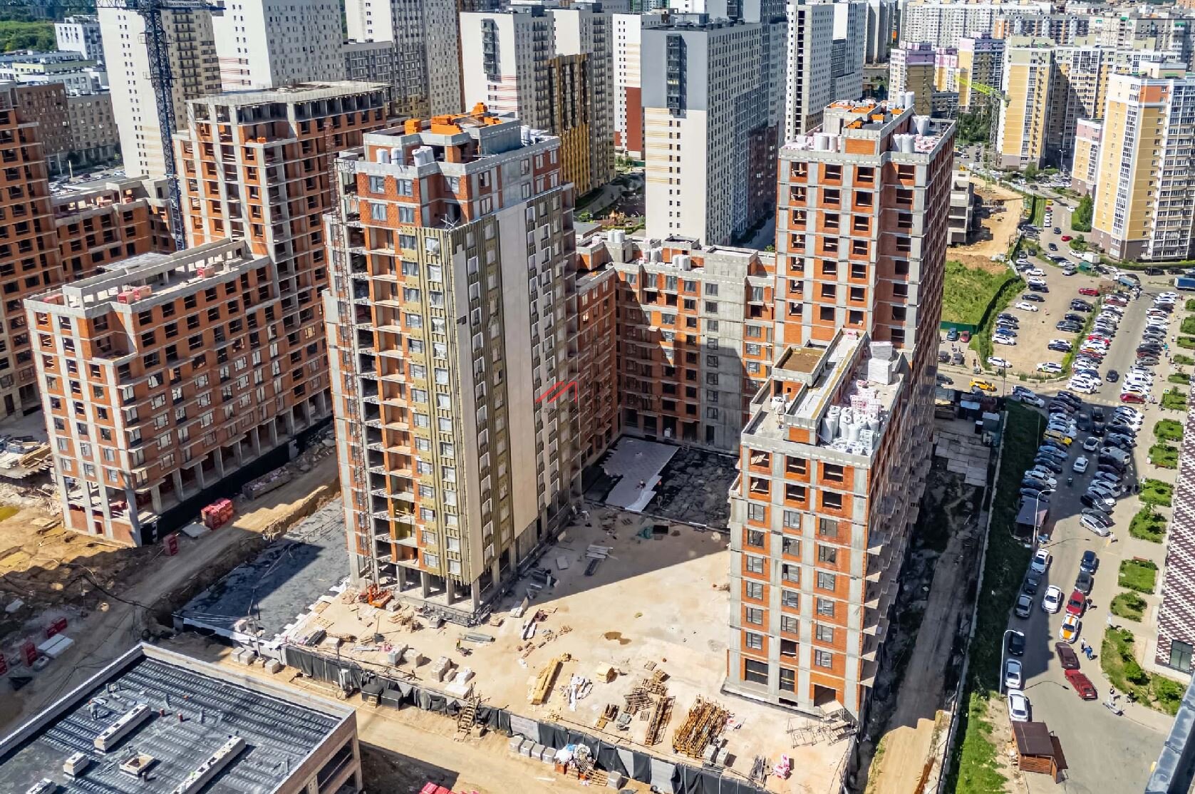 Продажа коммерческого помещения в "Первый квартал"