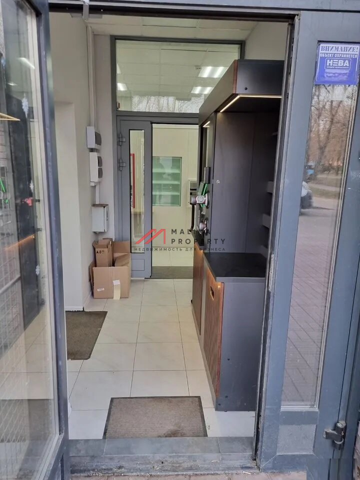Продажа торгового помещения с арендаторами 