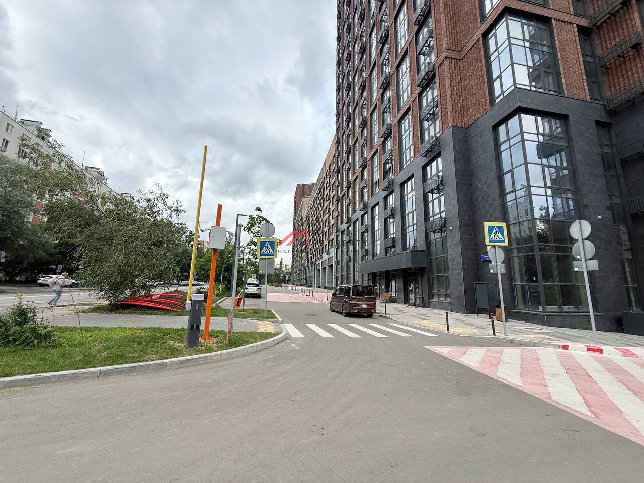 Продажа помещения на трафике с арендатором "Здрасте"