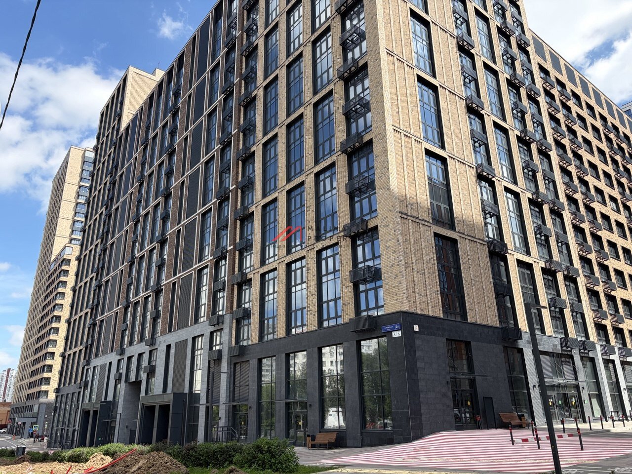 Продажа помещения с арендаторами "Горздрав" и "Britva"