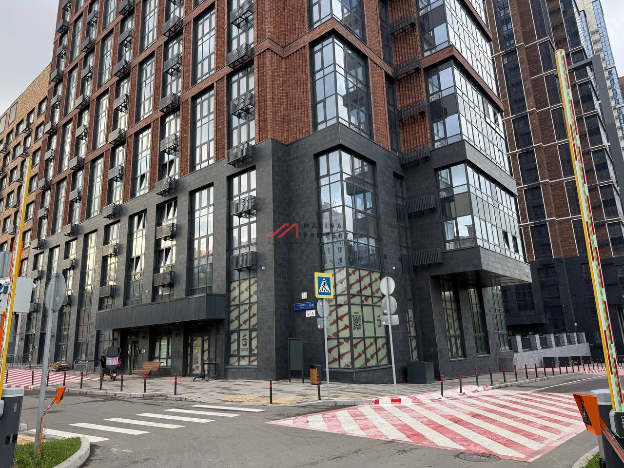 Продажа помещения на трафике с арендатором "Здрасте"