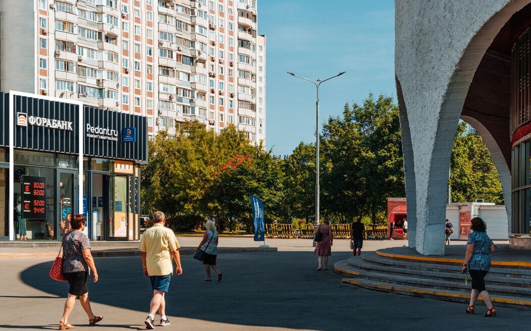 Продажа торгового помещения с арендатором  у метро Орехово 